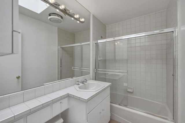 1537 Dana Avenue, Palo Alto, CA 94303