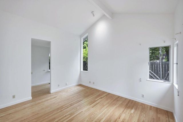 1537 Dana Avenue, Palo Alto, CA 94303