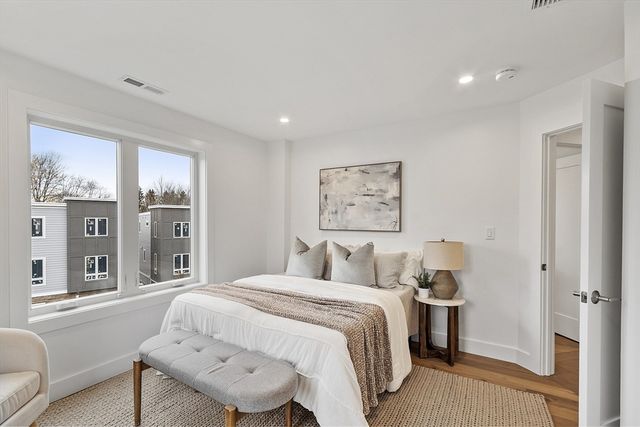 225 Middlesex Turnpike 101, Burlington, MA 01803