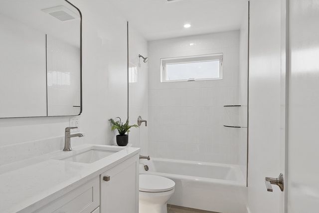 225 Middlesex Turnpike 101, Burlington, MA 01803