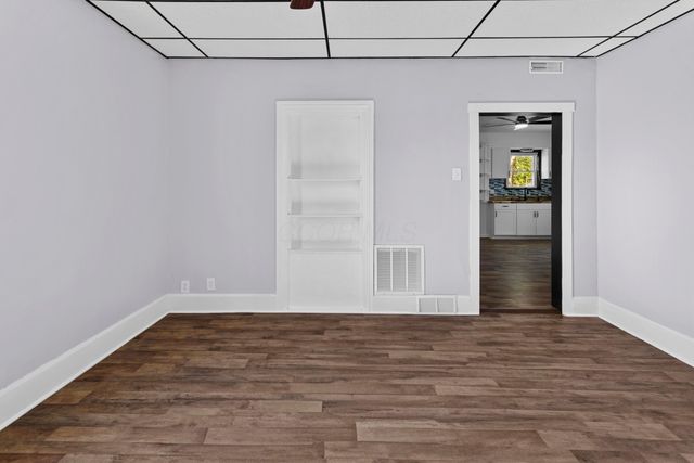 305 S Water Street, Williamsport, OH 43164