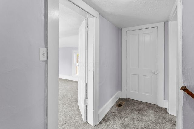 305 S Water Street, Williamsport, OH 43164