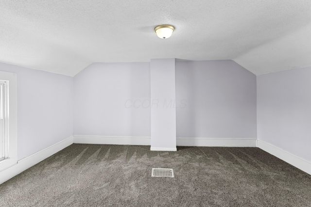 305 S Water Street, Williamsport, OH 43164