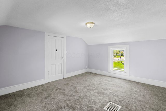 305 S Water Street, Williamsport, OH 43164