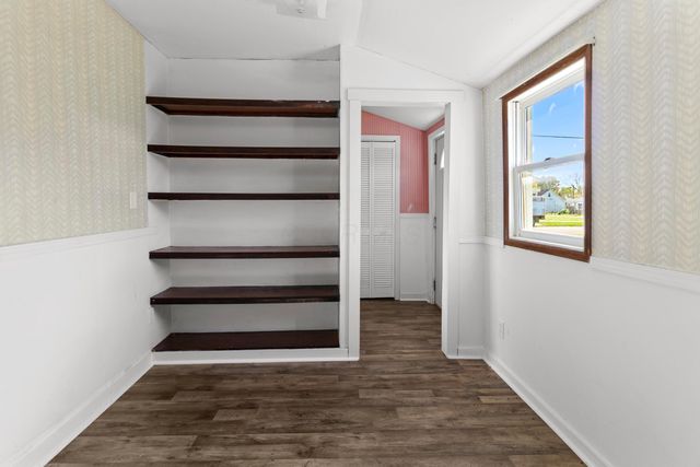 305 S Water Street, Williamsport, OH 43164