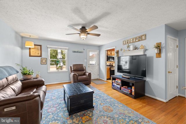 122 BUTTON BUSH AVE, Stephens City, VA 22655
