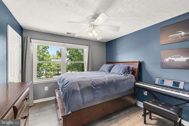 122 BUTTON BUSH AVE, Stephens City, VA 22655