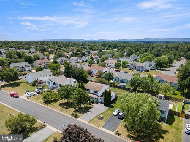 122 BUTTON BUSH AVE, Stephens City, VA 22655