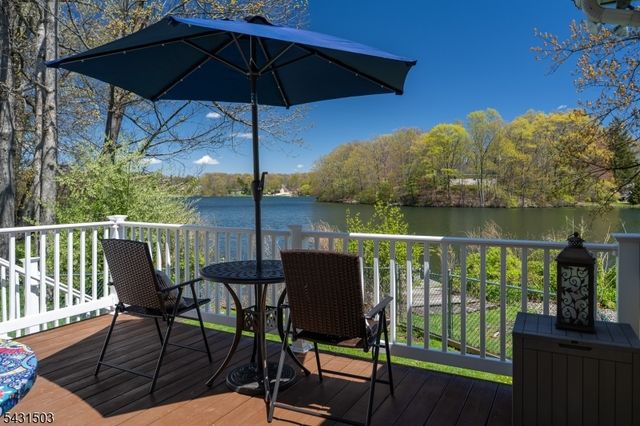 4 Spruce Ct, Vernon Twp., NJ 07422