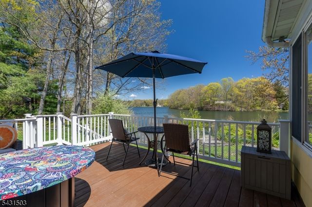 4 Spruce Ct, Vernon Twp., NJ 07422