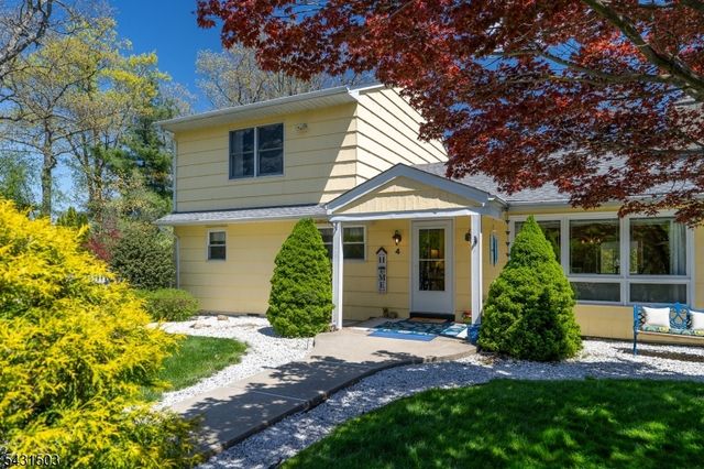 4 Spruce Ct, Vernon Twp., NJ 07422