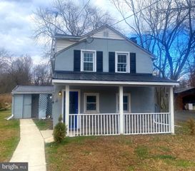 498 OLD PHILA PI, Douglassville, PA 19518