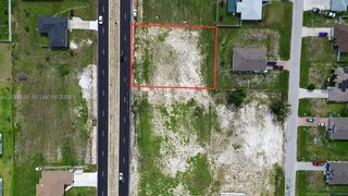 317 E Diplomat Parkway, Cape Coral, FL 33909