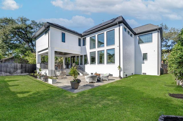 3205 Durhill Street, Houston, TX 77025