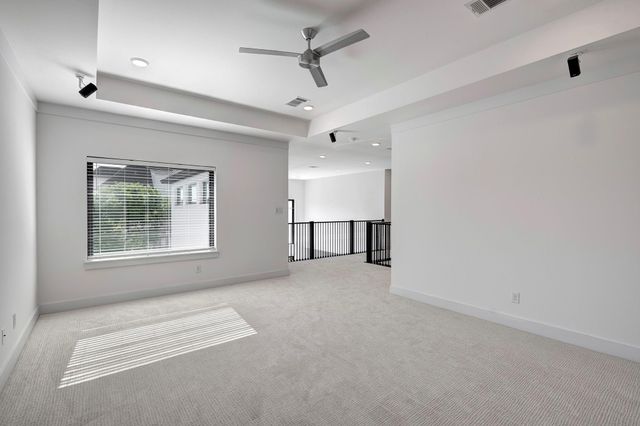 3205 Durhill Street, Houston, TX 77025