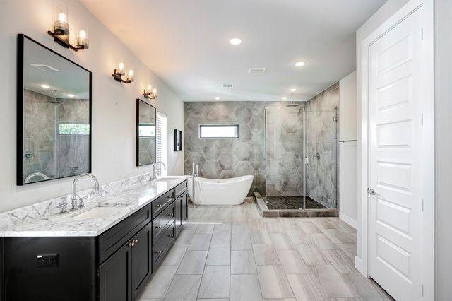 3205 Durhill Street, Houston, TX 77025