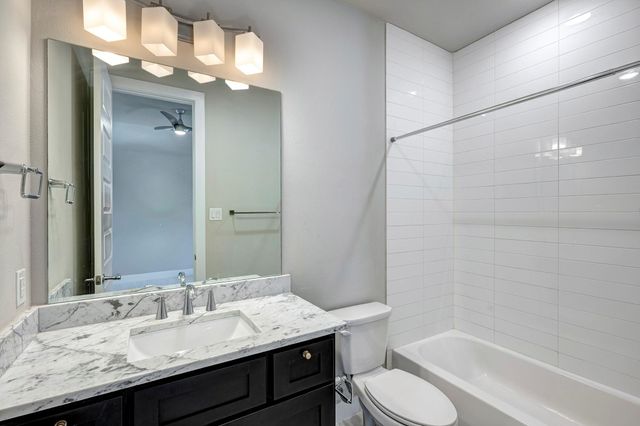 3205 Durhill Street, Houston, TX 77025