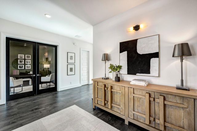 3205 Durhill Street, Houston, TX 77025