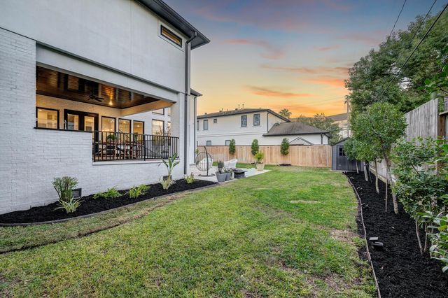 3205 Durhill Street, Houston, TX 77025