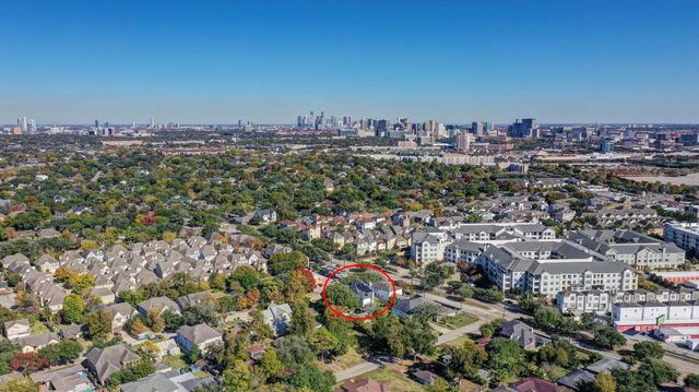 3205 Durhill Street, Houston, TX 77025