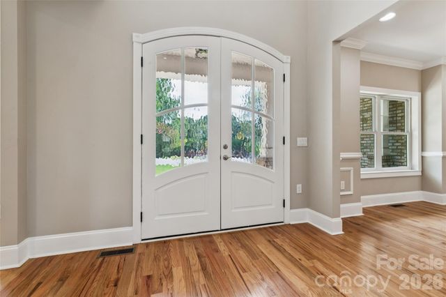 101 Mcalway Road, Charlotte, NC 28211