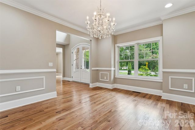101 Mcalway Road, Charlotte, NC 28211
