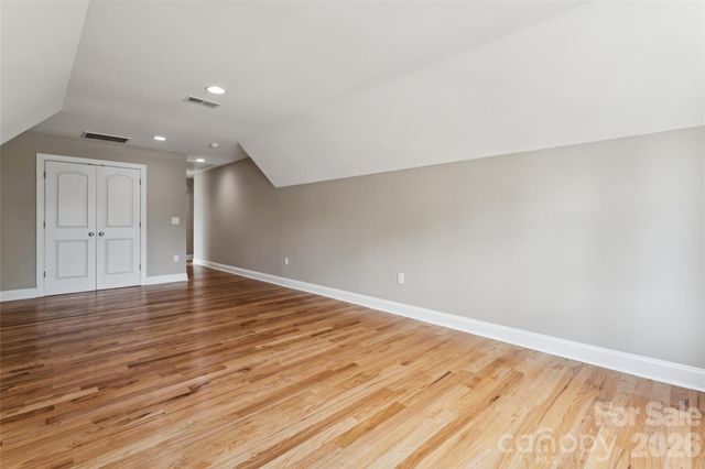 101 Mcalway Road, Charlotte, NC 28211