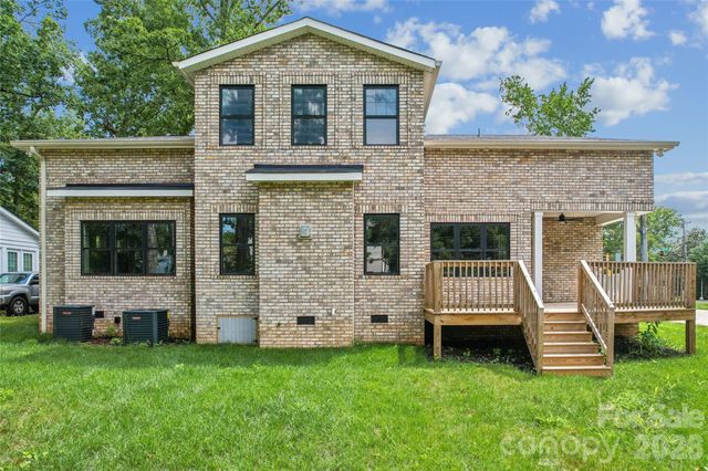 101 Mcalway Road, Charlotte, NC 28211