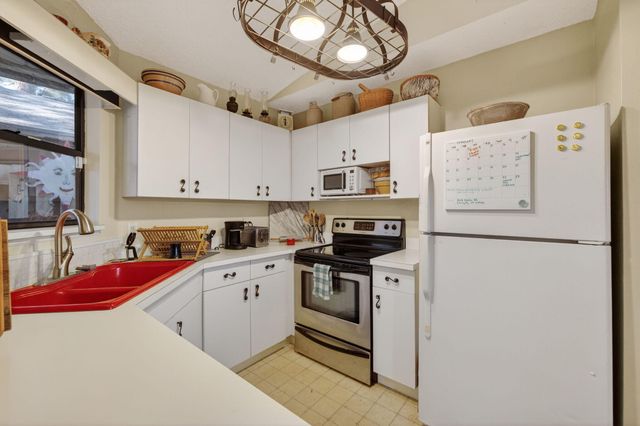 2833 Stoneway Lane A, Fort Pierce, FL 34982