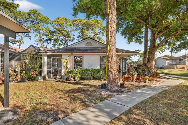 2833 Stoneway Lane A, Fort Pierce, FL 34982