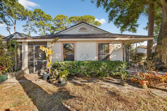 2833 Stoneway Lane A, Fort Pierce, FL 34982