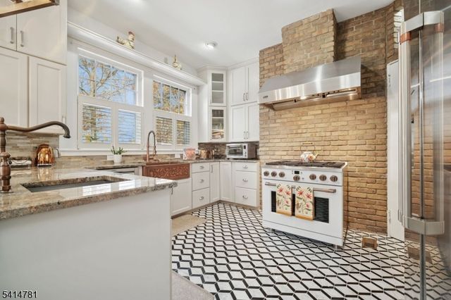 966 Hillside Ave, Plainfield City, NJ 07060