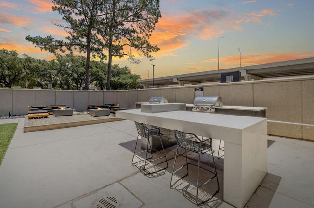 14703 Park Row, Houston, TX 77079