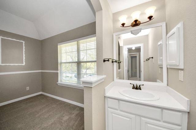 1335 Lake Grayson Drive, Katy, TX 77494