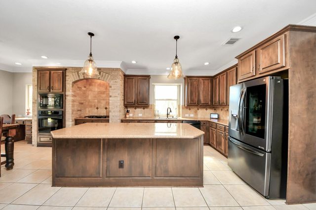 1335 Lake Grayson Drive, Katy, TX 77494