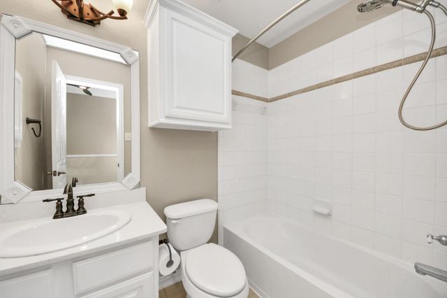 1335 Lake Grayson Drive, Katy, TX 77494