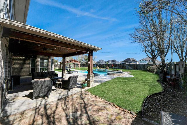 1335 Lake Grayson Drive, Katy, TX 77494