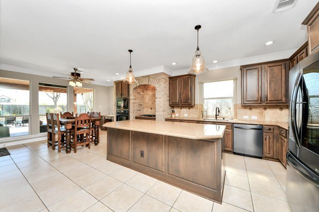 1335 Lake Grayson Drive, Katy, TX 77494