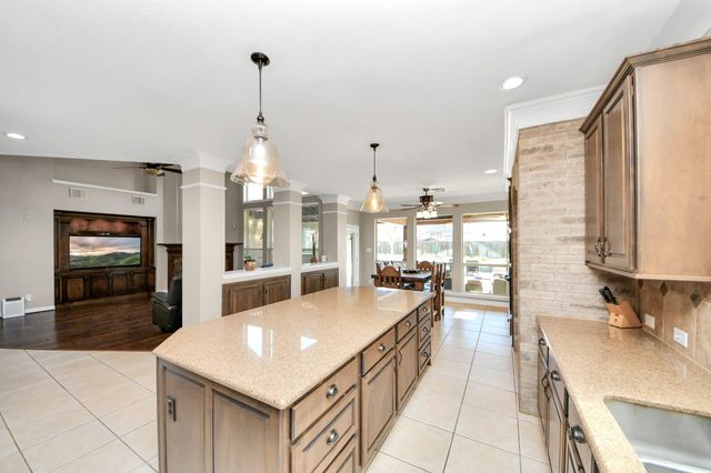 1335 Lake Grayson Drive, Katy, TX 77494