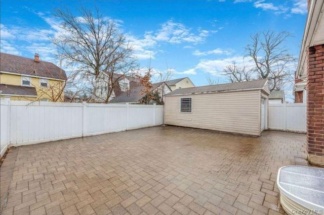 196 Westbury Boulevard, Hempstead, NY 11550