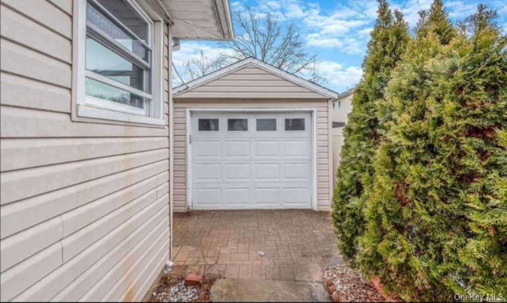 196 Westbury Boulevard, Hempstead, NY 11550 — photo 2