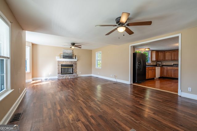 11 Magnolia Street, Aragon, GA 30104