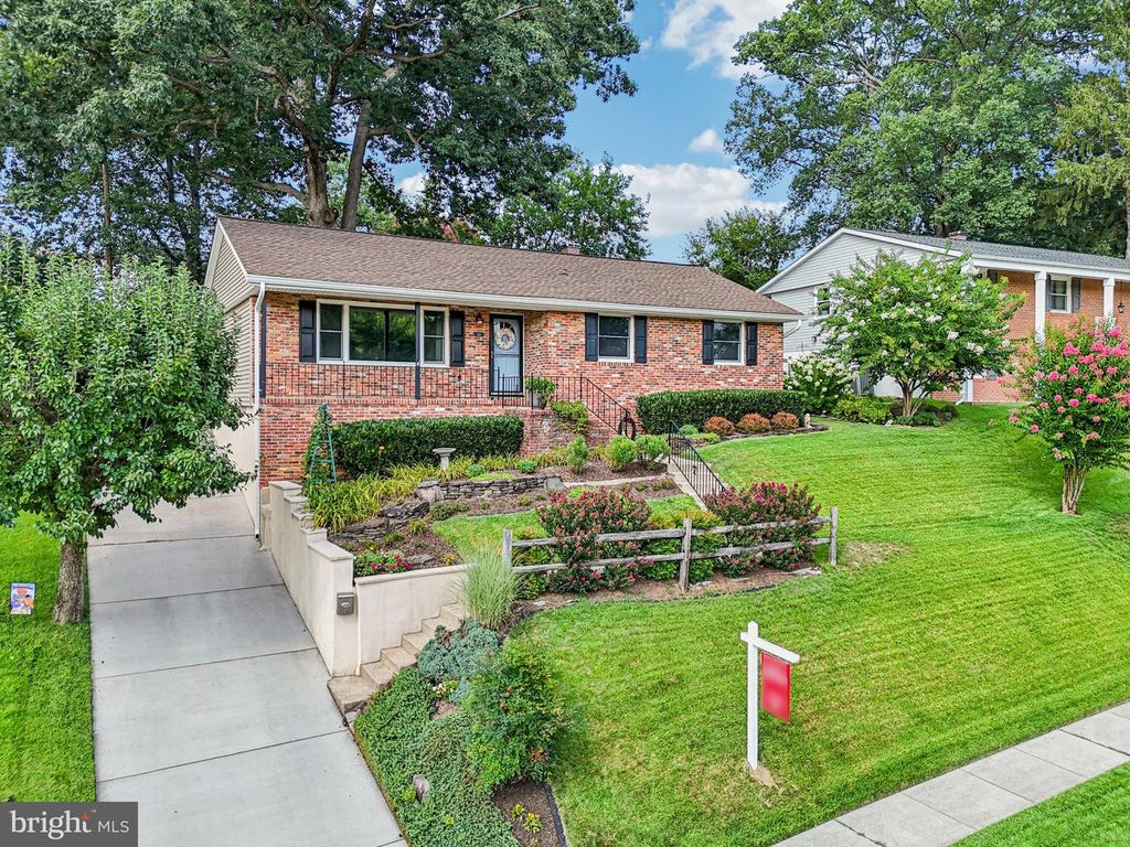 124 KINGBROOK RD, Linthicum Heights, MD 21090
