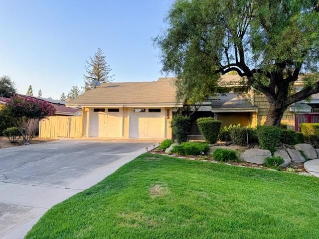 3782 W Locust Ave, Fresno, CA 93711