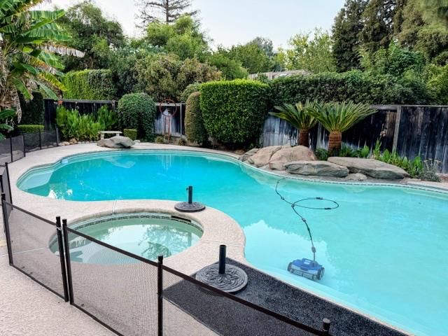 3782 W Locust Ave, Fresno, CA 93711