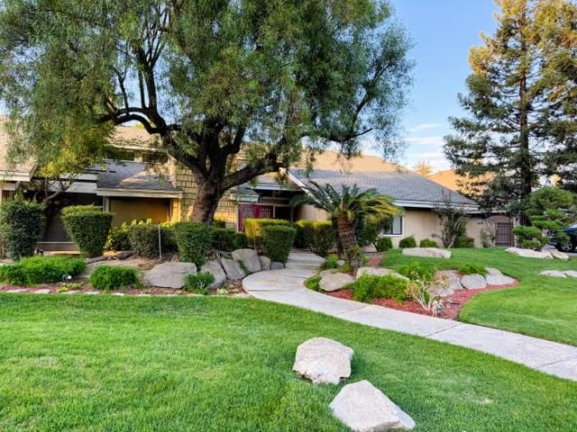 3782 W Locust Ave, Fresno, CA 93711