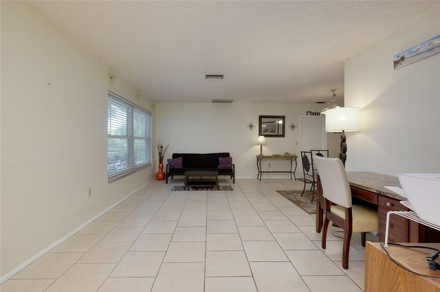 2013 38TH STREET W, Bradenton, FL 34205