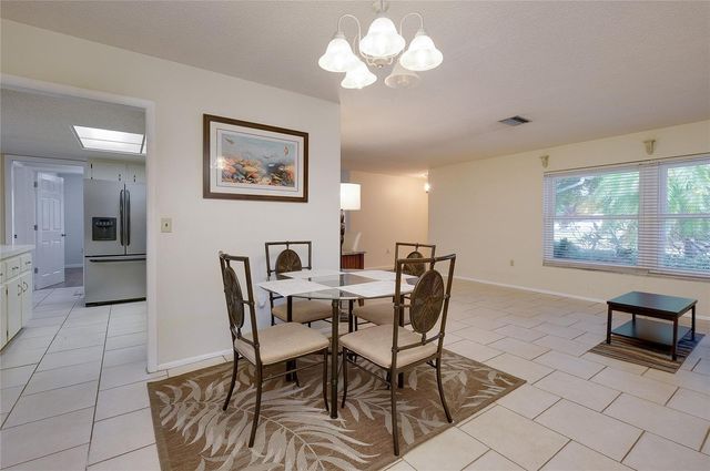 2013 38TH STREET W, Bradenton, FL 34205