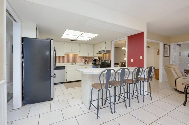 2013 38TH STREET W, Bradenton, FL 34205
