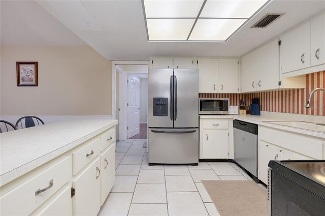 2013 38TH STREET W, Bradenton, FL 34205